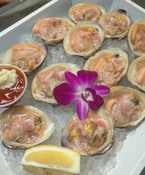 Cherrystones on 1/2 shell