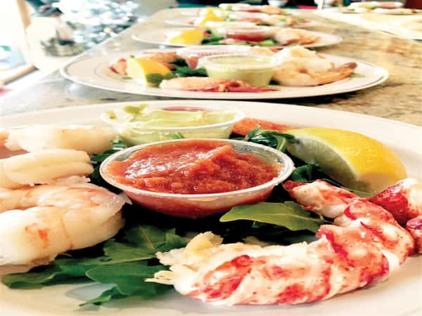 shrimp with dipping sauce