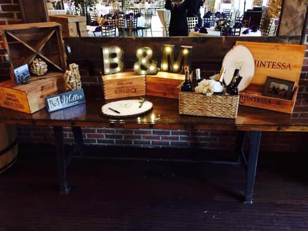 sweetheart table