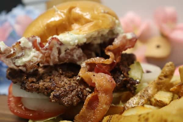 Bacon Cheeseburger