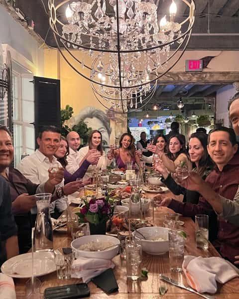 Group_cheers