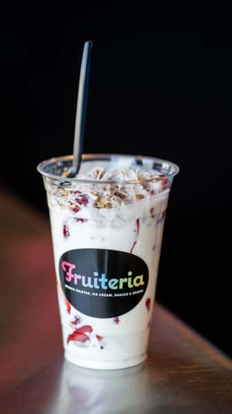 Strawberries & Cream with Banana - Fresas con Crema + Banana