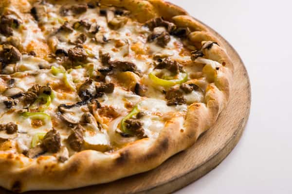 cheesy pizza with mushrooms
