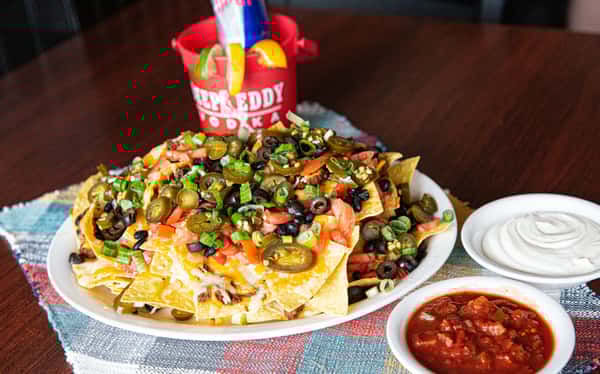 Nachos Appetizers/Salad/Soup The Loose Wheel Bar & Grill in