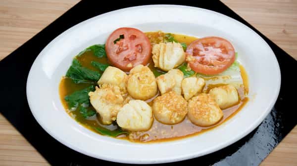 45. Scallops al Ajillo - Scallops in Garlic Sauce