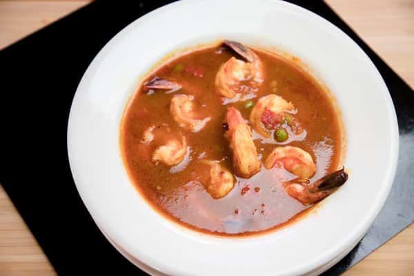 33. Camarones Enchilados - Shrimp in Creole Sauce