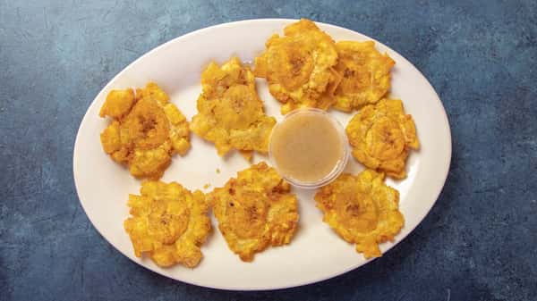 Tostones de Platanos Verdes - Green Plantains
