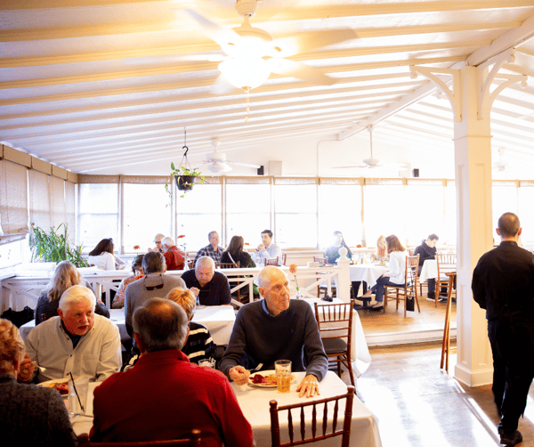 Oscar's of Summerville Garden Room
