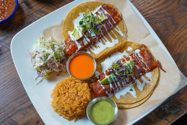 Smoked Salmon Taco plate