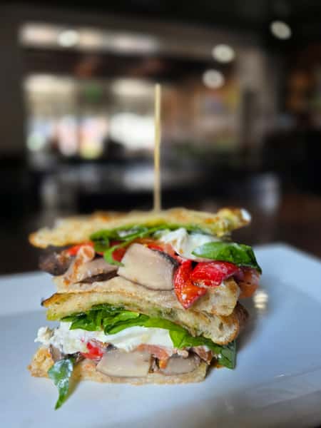 Portabella Pinsa Melt