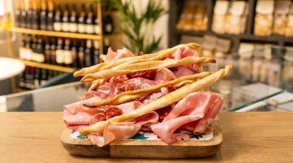 ham grissini platter