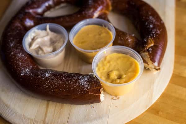 giant pretzel