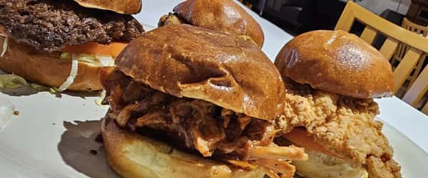 3 BBQ Pulled Pork Sliders