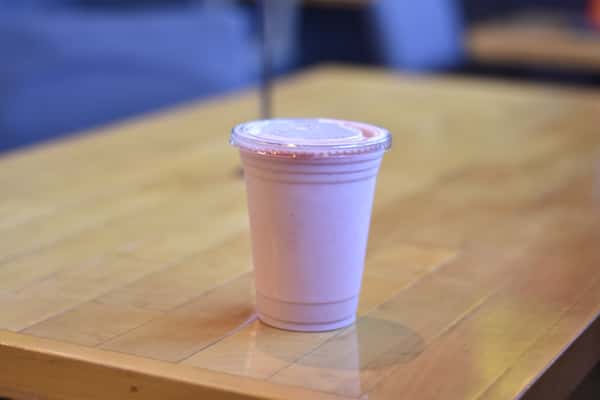 Strawberry Milkshake (GF)(**V)