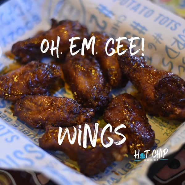 ‼️‼️OMG WINGS!‼️‼️
.
O: Oloroso sherry (🇪🇸Spanish fortified wine🍷)
M: Maple Syrup (eh🇨🇦🍁)
G: Gochujang (fermented red chili paste🌶)
.
A little sweet, a little tangy, a little spicy, a little different 🍗😱
.
Would YOU try it!?🤔
.
 #supportsmallbusiness #restaurant #minnesota #supportlocal #burgers #hotchip #rochmn #rochestermn #hotchipburgers #hotchipburgerbar #supportlocalbusiness #omg #OMGWings #omgwings #wings #chicken #chickens #chickenwings #gochujang #gochujangsauce
