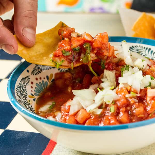 LARGE CHIPS AND SALSA