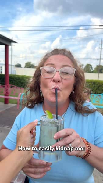 Who else can relate? We know our DonāKey Ritaās are hard to say NO to! šš
#margarita #funnyasf #viral #pasadenatx #houstonfoodies