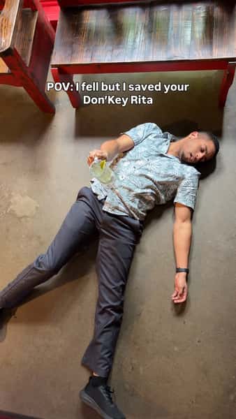YOUR DonāKey Rita is that important!! š
#mexicanfoodlover #margarita #funnyasf #viral #foryou