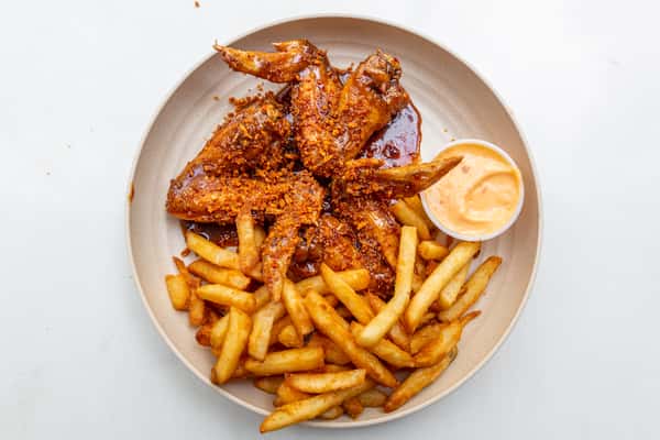 STICKY WINGs (3pcs) & FRIES