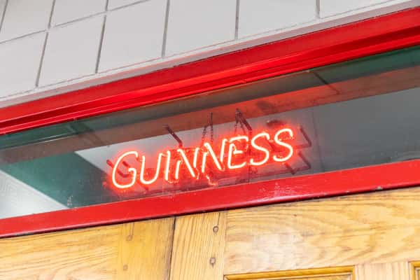 guiness sign