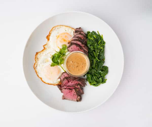 Protein Pepper Steak & Eggs