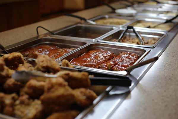 wings and sauce buffet line