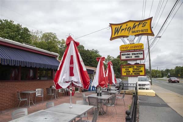 Outdoor shot of the restaurant tables and ombrellas