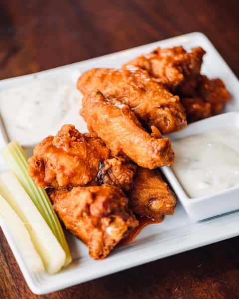 Enzo's Wings