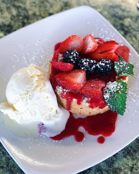 🍓 Sweet, buttery, and topped with wild berry goodness. One bite of our Wild Berry Butter Cake and you'll be hooked. ✨