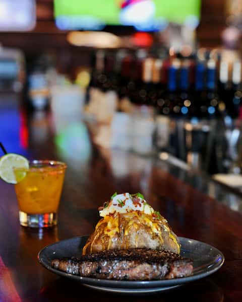 🥩 Steak night done right. Dig into our $24.99 Steak Dinner at Claim Jumper. Come hungry! 🔥