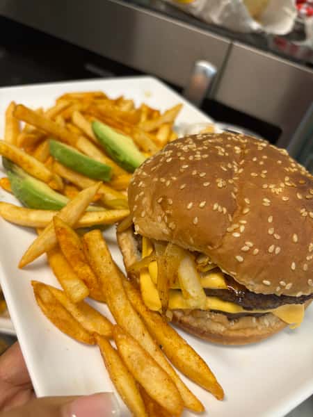 El Potro Gourmet Cheeseburger