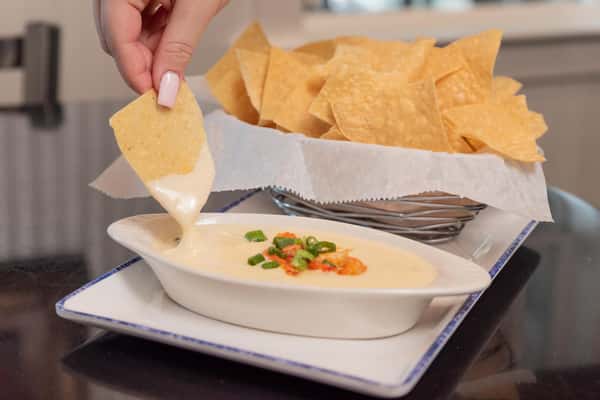 Crawfish Queso Dip