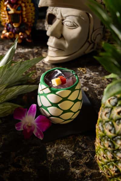 Paradise doesn’t end with summer.
At 14 Parish, the season may change, but the rhythm stays the same. Bold Caribbean flavors, beautifully poured rhum, warm hospitality, and a little escape waiting right here in Hyde Park.
Consider this your reminder: paradise is a year-round state of mind. 🌴🥃
#14Parish #ParadiseEveryday #HydeParkChicago #CaribbeanCuisine #ChicagoDining