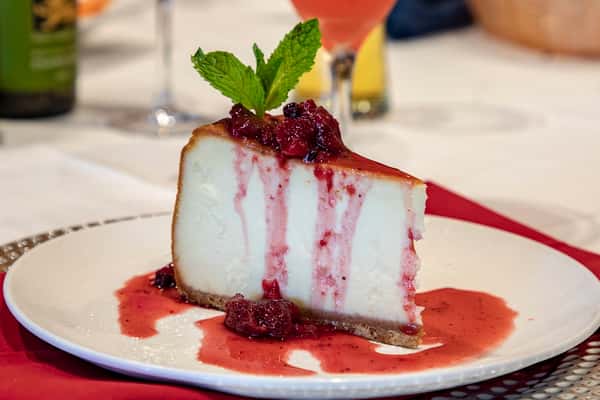 New York Colossal Cheesecake