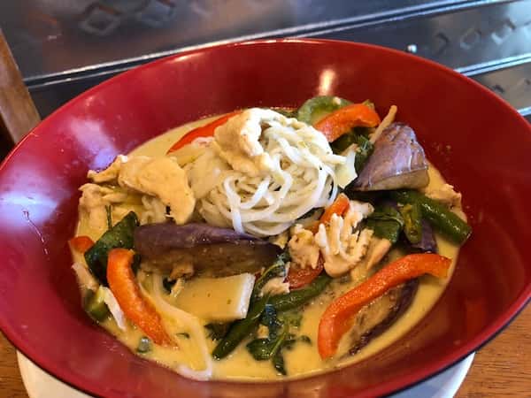 Noodles Red Curry