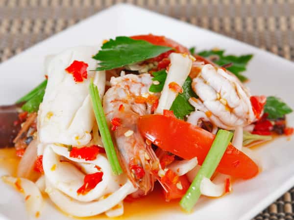 Tum Talay (Spicy Seafood Salad)