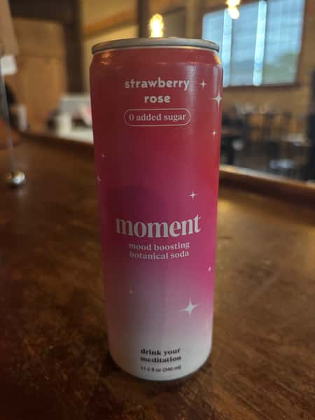 Moment Strawberry Rose