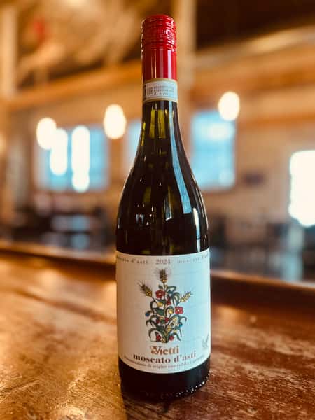 Vietti Moscato d'Asti Bottle
