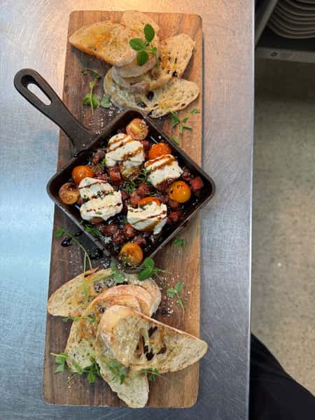 Special- Apple Maple Bacon Tomato Burrata with Crostinis