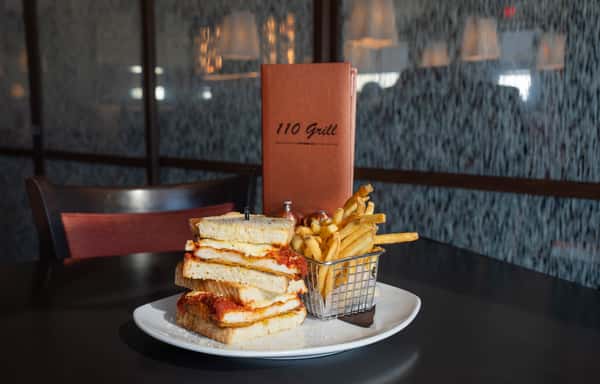 JM'S CHICKEN PARM SANDWICH