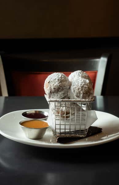 LEMON BEIGNETS