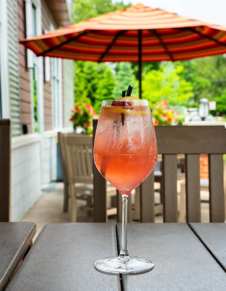 RASPBERRY LEMONADE SANGRIA