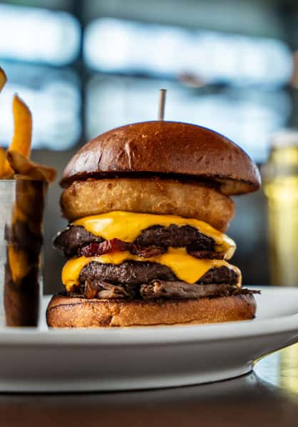 Outlaw Burger