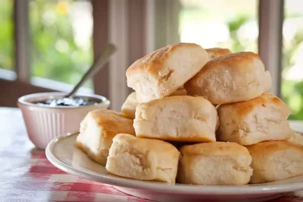 plate of biscuits