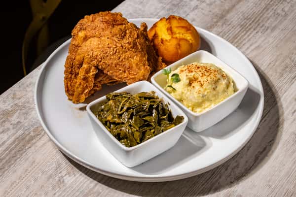 3 Southern Fried Chicken Wing Dinner with 2 Sides & Cornbread