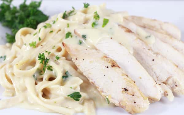 FETTUCCINE ALFREDO