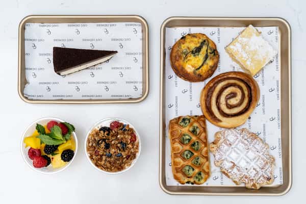 Pastry Franchise Cafe Cremerie