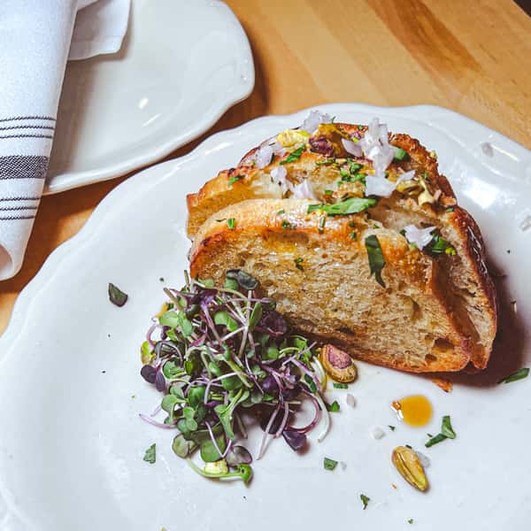 Rosemary Brie Pull-Apart Bread