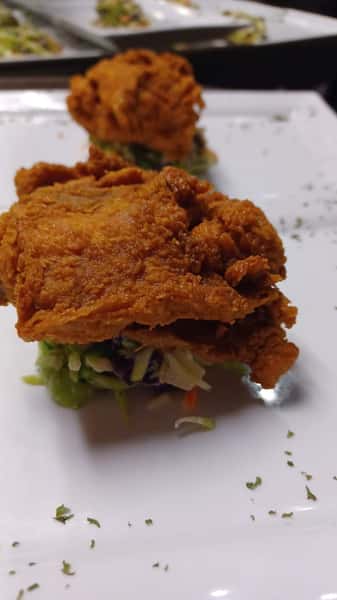 Fried Chicken Breast + 2 Sides