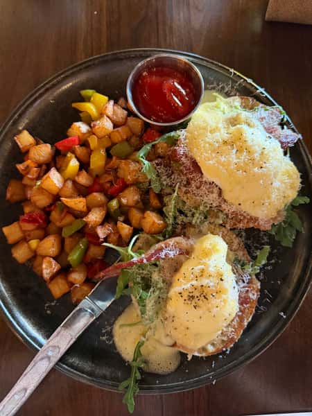 Carbonara Benedict